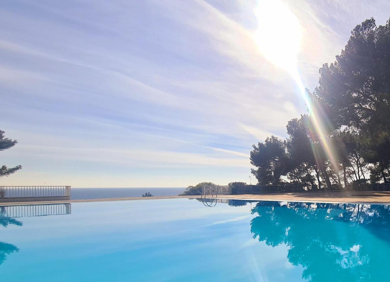 Superbe Appartement Dans Cadre D'Exception - Piscine, Plage Et Tennis Prive Bandol Esterno foto